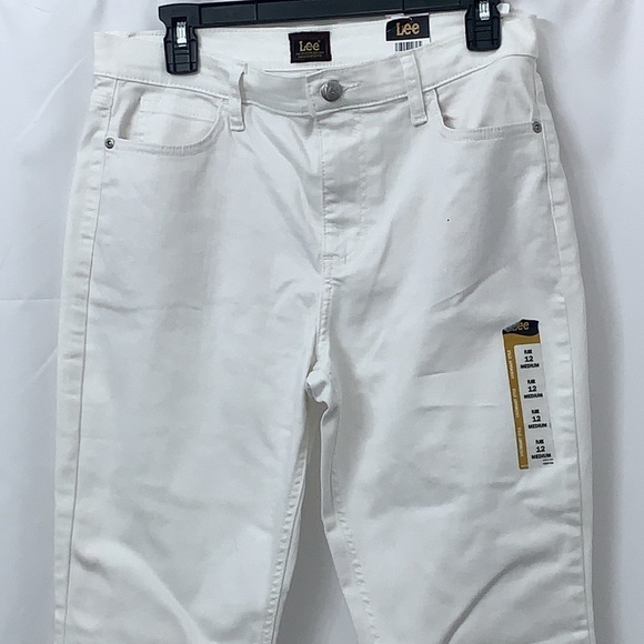Women’s Lee Legendary Style Flare White Jeans Size 12 NEW WITH TAGS - Picture 3 of 8